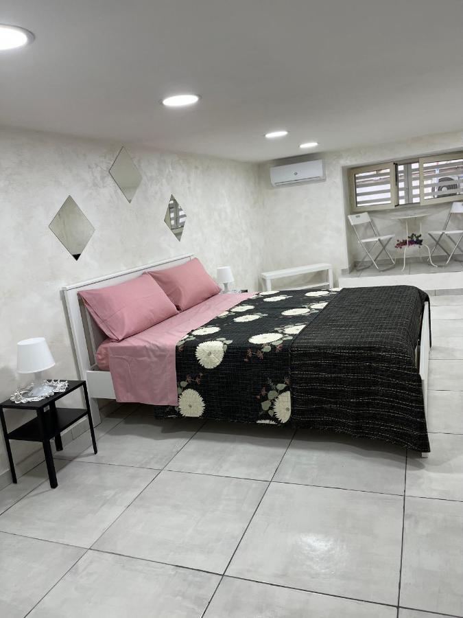 Maison Sabale' Apartment Napoli Bagian luar foto